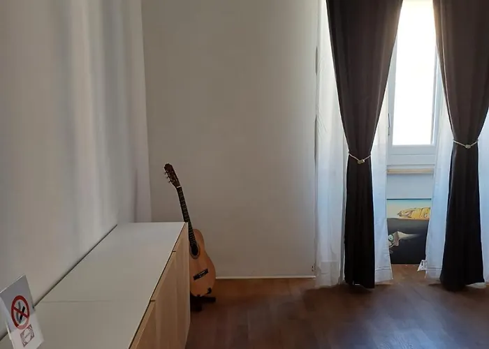 Greta's House * Rom